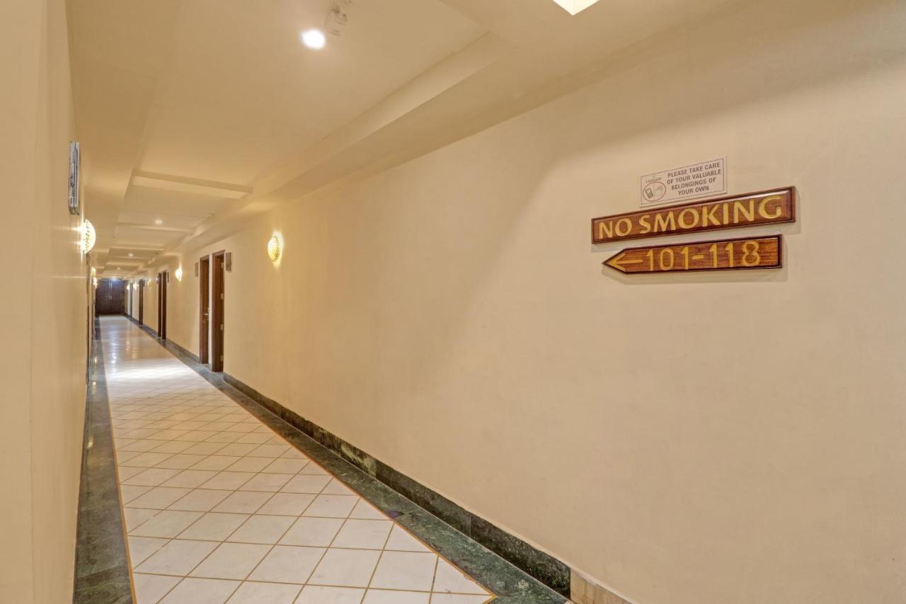 Oyo Townhouse 934 L'Elegant Hotel & Banquetby Ace Manor Ghaziabad Bagian luar foto